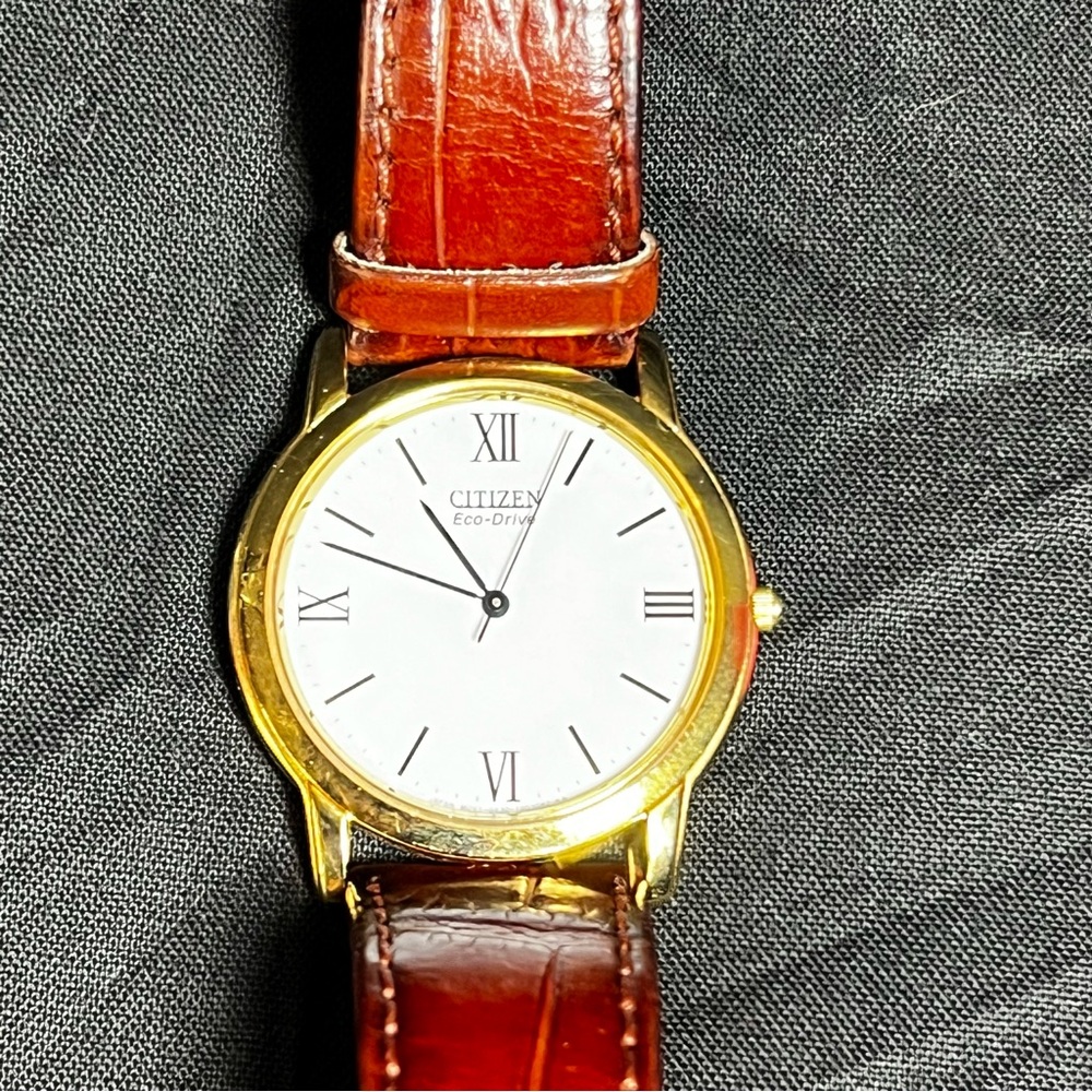 Citizen Eco-Drive Gold Watch with Brown Strap no batteries needed powered by sun